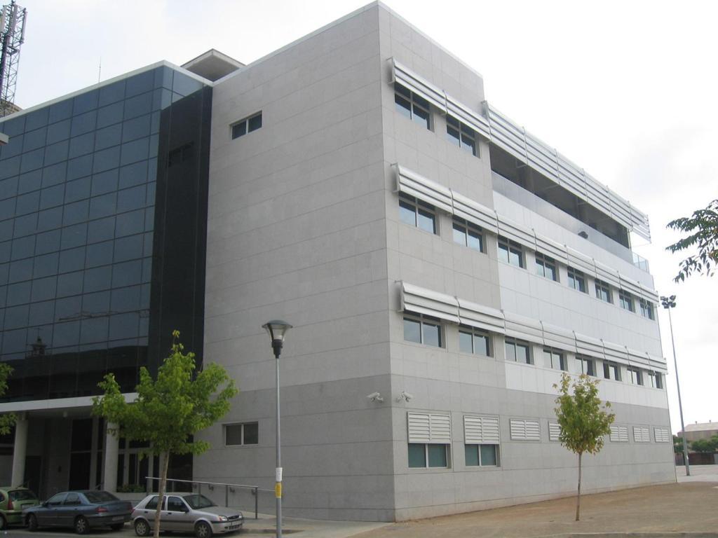 Piso Compartido Cerca De La Universidad Ceu Moncada Eksteriør billede